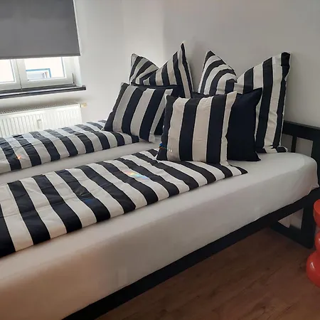 Gluecksschmiede Black & White Apartment *
