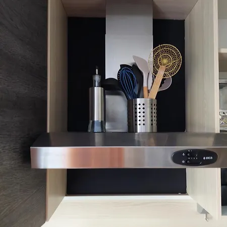 Gluecksschmiede Black & White Apartment