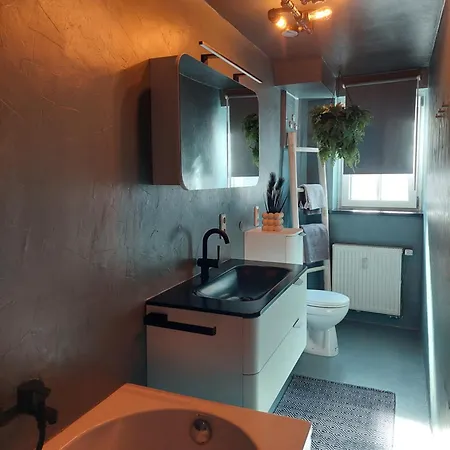 Gluecksschmiede Black & White Apartment *