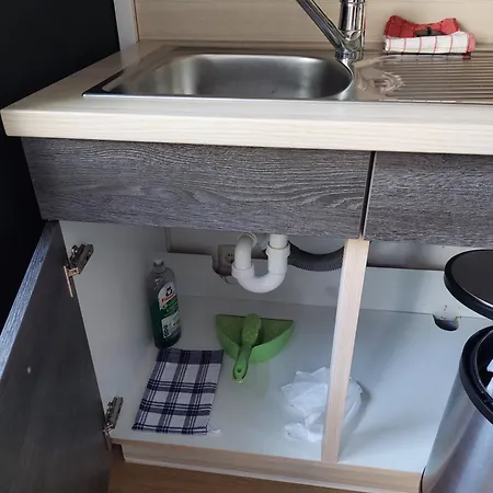Gluecksschmiede Black & White Apartment